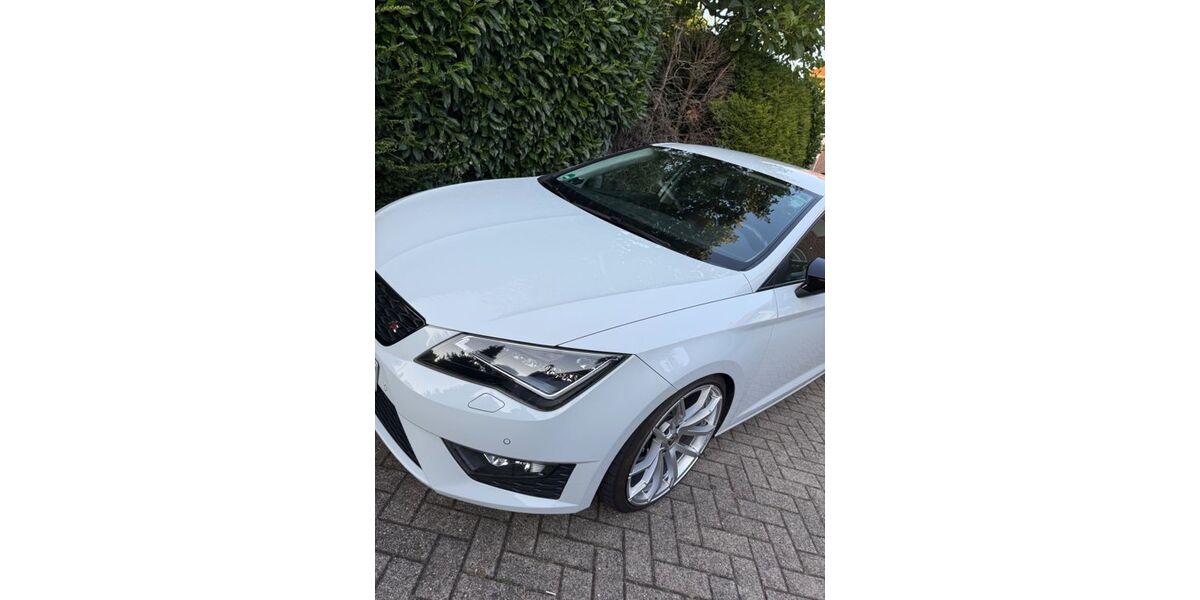 Seat Leon 112.000 km 11.000 &euro; Kleve 47533