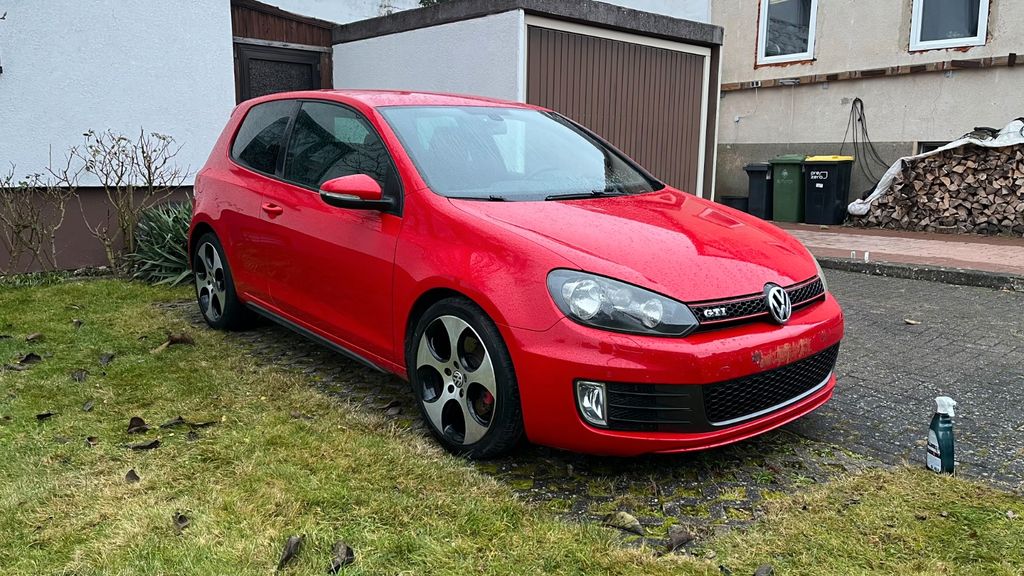 VW Golf 178.500 km 8.300 &euro; Immenhausen 34376