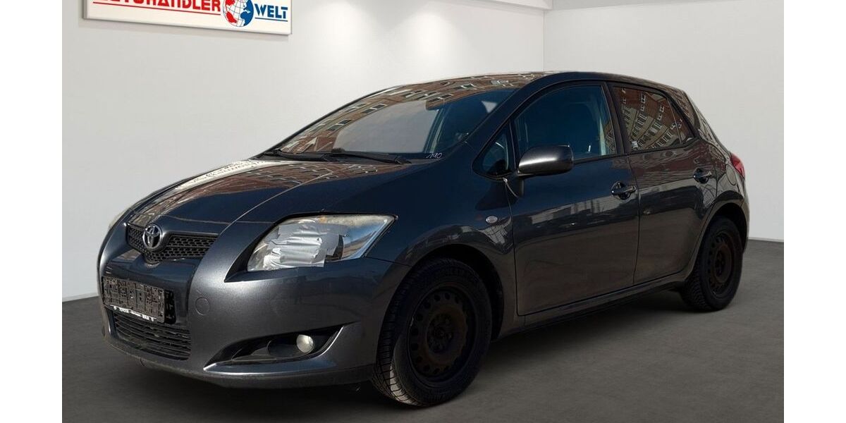 Toyota Auris 214.691 km 1.799 &euro; Berlin 12681