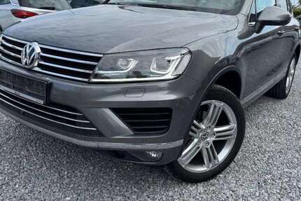 VW Touareg 240.000 km 15.499 &euro; Paderborn 33100