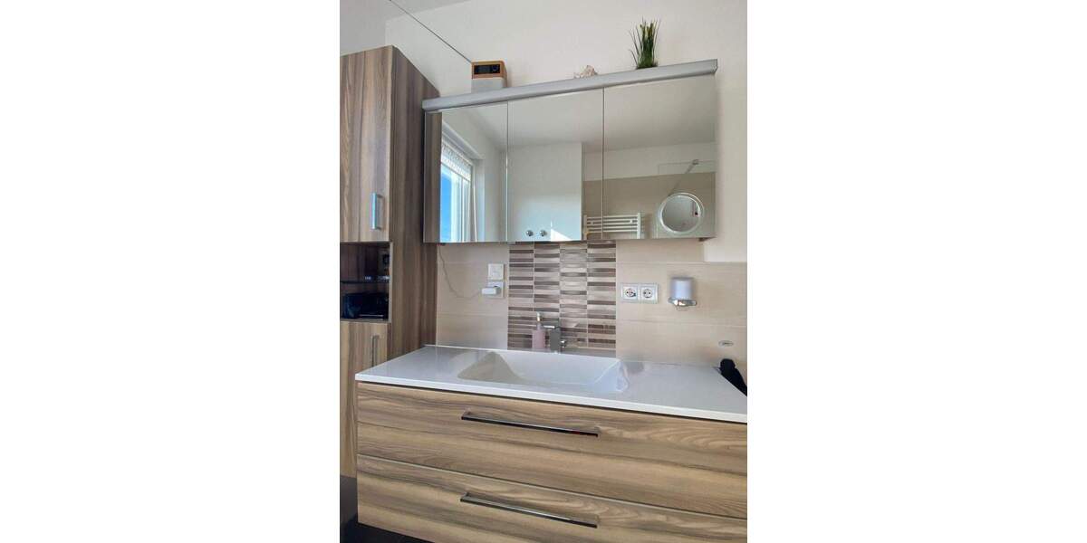 Etagenwohnung Halle/Saale Saaleaue - 3 Zimmer, 85 m&sup2;, 320.000&euro; | Angebot:25095190