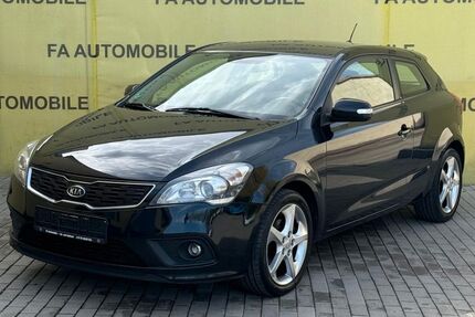 Kia pro ceed / ProCeed 220.000 km 3.500 &euro; Kremmen 16766