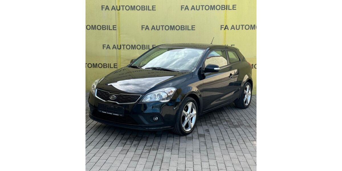 Kia pro ceed / ProCeed 220.000 km 3.500 &euro; Kremmen 16766