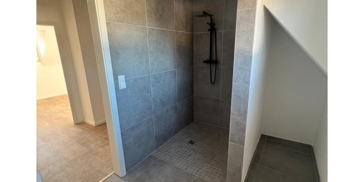 Etagenwohnung Andernach - 3 Zimmer, 100 m&sup2;, 1.400&euro; | Angebot:26328783