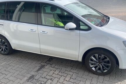 Seat Alhambra 122.000 km 15.500 &euro; Leipzig 04103