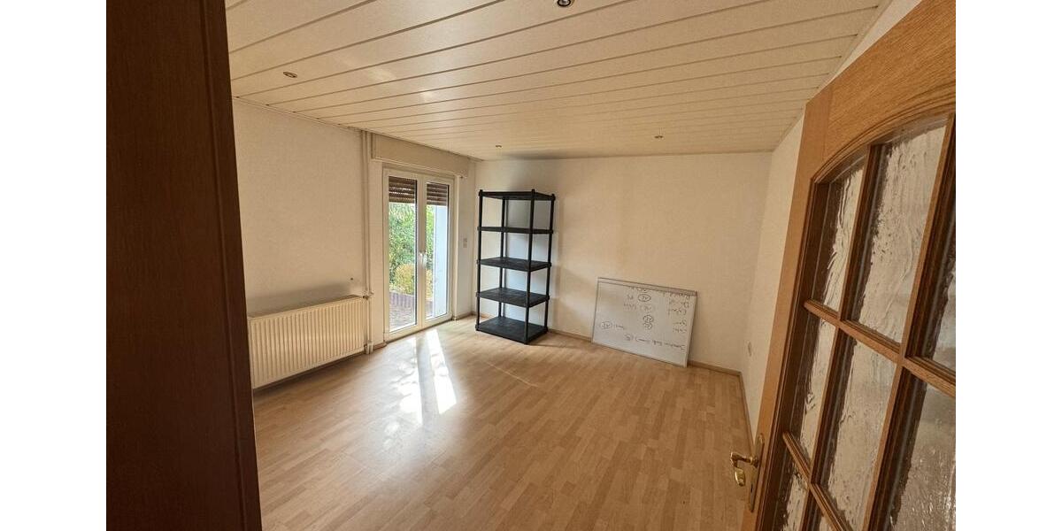 Einfamilienhaus Leopoldshöhe - 6 Zimmer, 110 m&sup2;, 340.000&euro; | Angebot:25861540