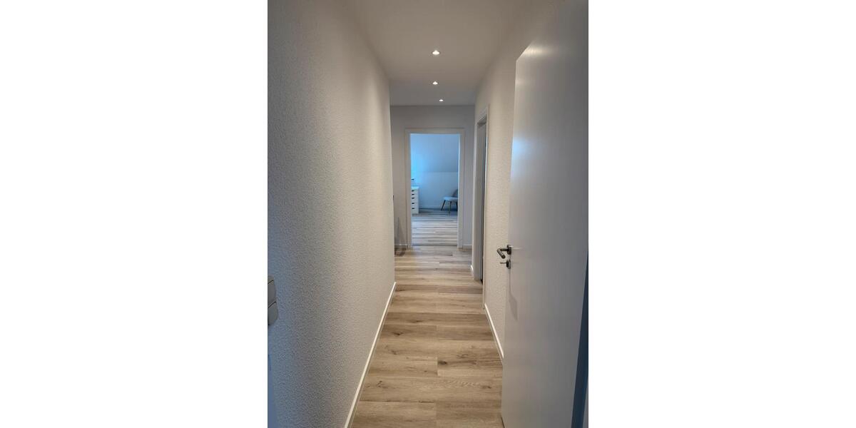 Etagenwohnung Rinteln - 3 Zimmer, 70 m&sup2;, 440&euro; | Angebot:26377899