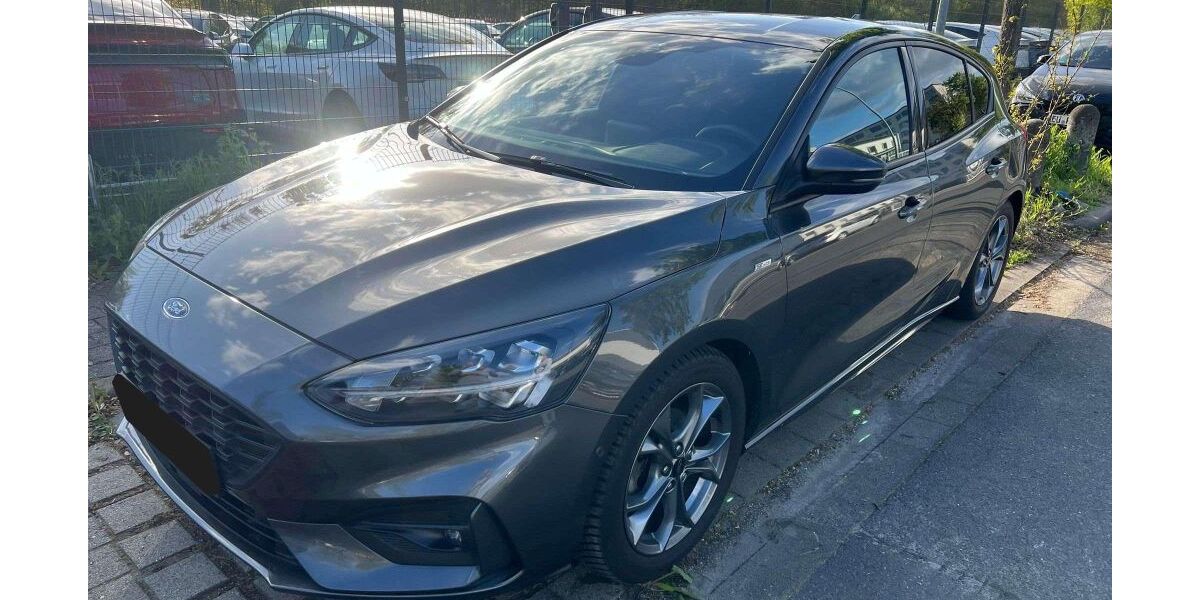 Ford Focus 57.458 km 14.950 &euro; Teltow 14513