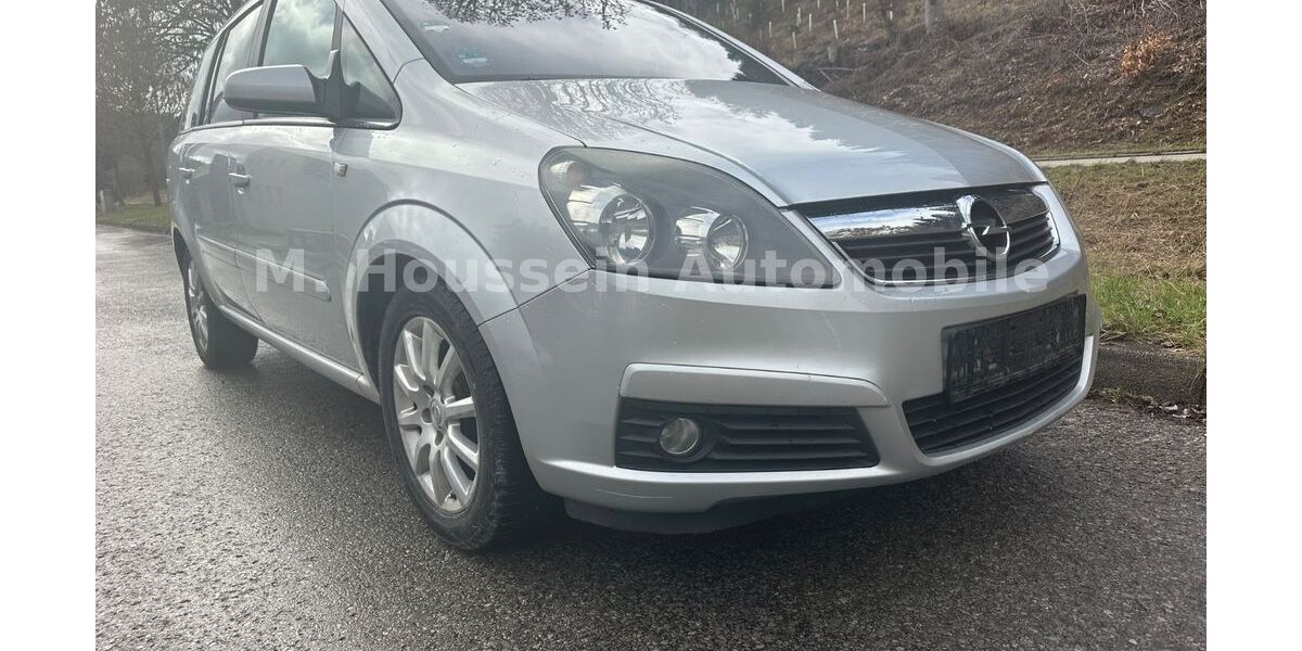 Opel Zafira 177.000 km 950 &euro; Altensteig 72213