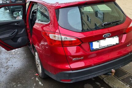 Ford Focus 120.000 km 3.000 &euro; Nürnberg 90419