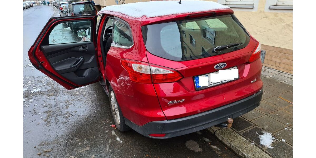 Ford Focus 120.000 km 3.000 &euro; Nürnberg 90419