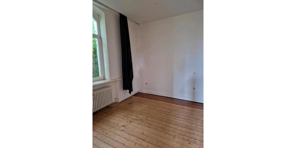 Hochparterre Detmold Hiddesen - 3 Zimmer, 96 m&sup2;, 730&euro; | Angebot:26697846
