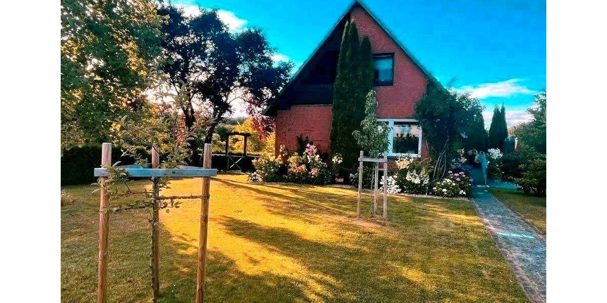 Einfamilienhaus Sterup - 5 Zimmer, 105 m&sup2;, 310.000&euro; | Angebot:27108804