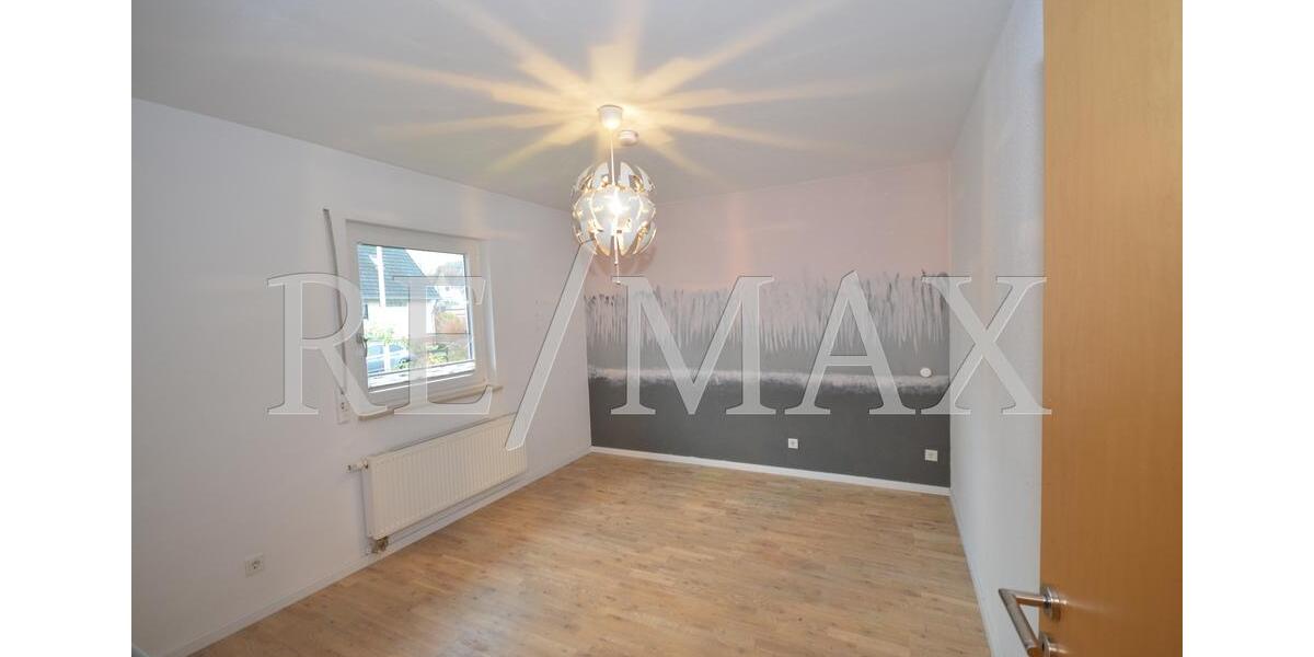 Einfamilienhaus Idstein - 8 Zimmer, 160 m&sup2;, 2.800&euro; | Angebot:24224492