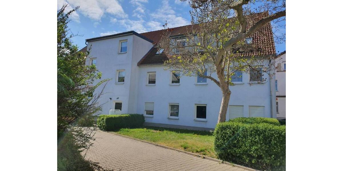 Singlewohnung mit kleiner Terrasse und Küche! 1 zimmer
