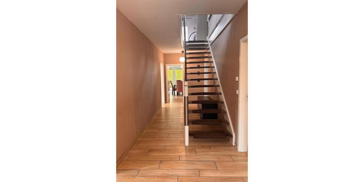 Bungalow Minden Bärenkämpen - 4 Zimmer, 210 m&sup2;, 2.400&euro; | Angebot:26126580