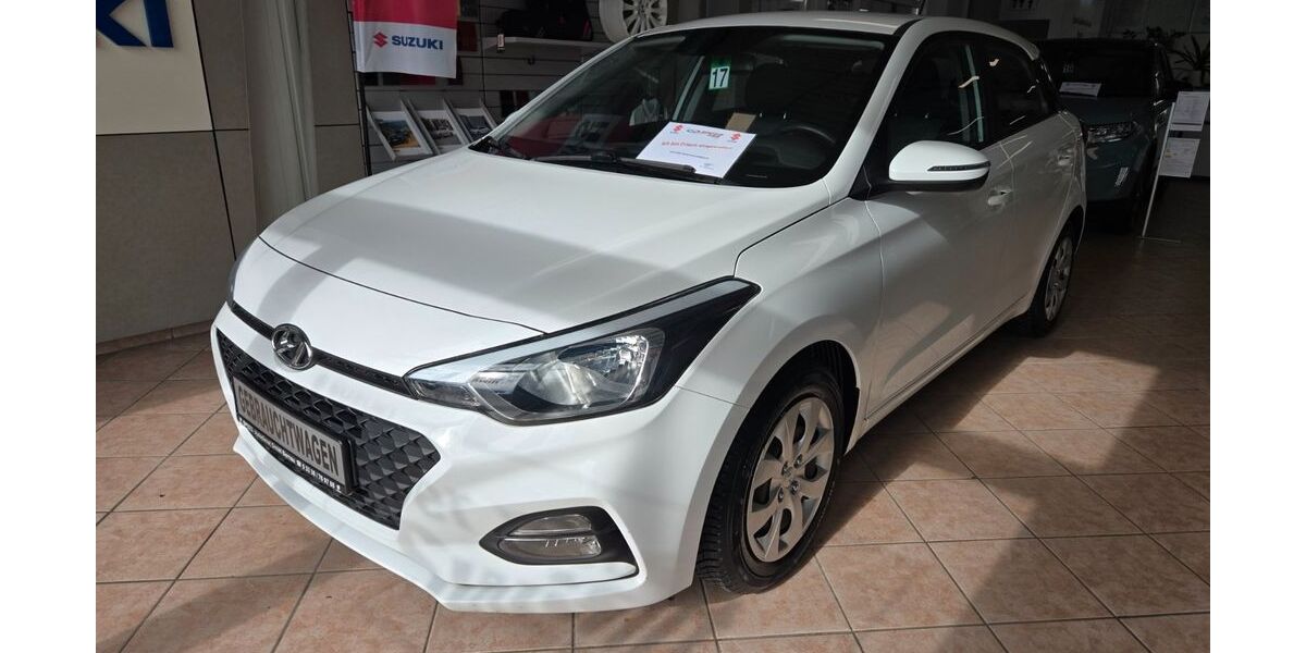 Hyundai i20 104.320 km 9.390 &euro; Bernau 16321