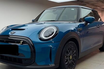 Mini Cooper SE 24.900 km 18.999 &euro; Lengenfeld unterm Stein 99976