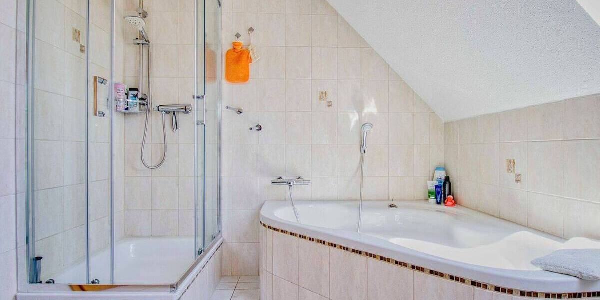 Etagenwohnung Demmin - 3 Zimmer, 81 m&sup2;, 97.450&euro; | Angebot:25654637