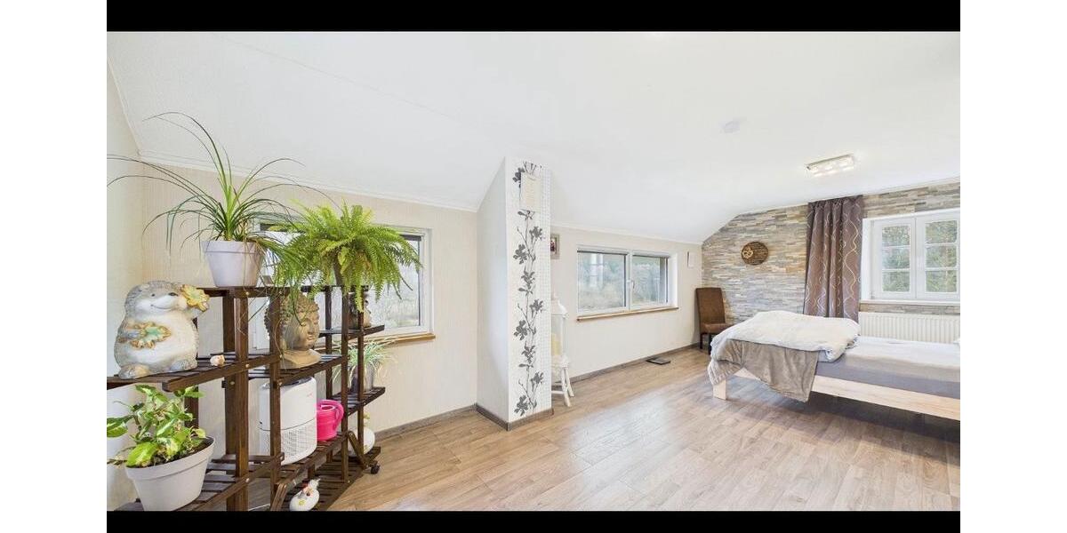 Bauernhaus, Landhaus Schönecken - 10 Zimmer, 220 m&sup2;, 498.000&euro; | Angebot:26414444