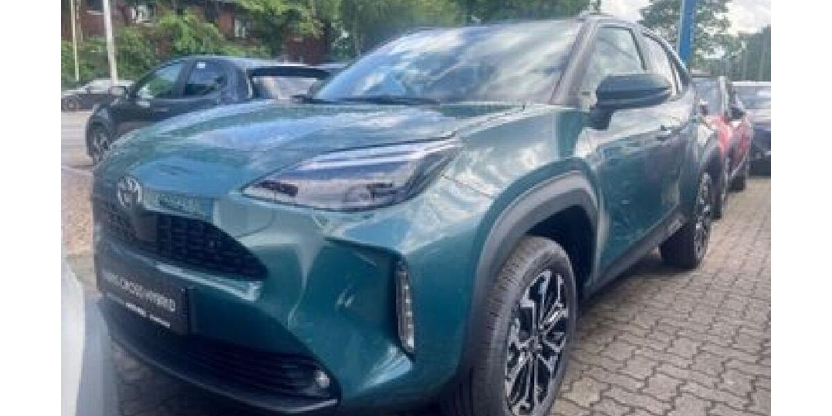 Toyota Yaris Cross 2.500 km 32.450 &euro; Bremerhaven 27580