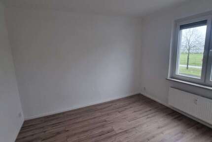 Wohnung Genthin - 2 Zimmer, 50 m&sup2;, 352&euro; | Angebot:25888174