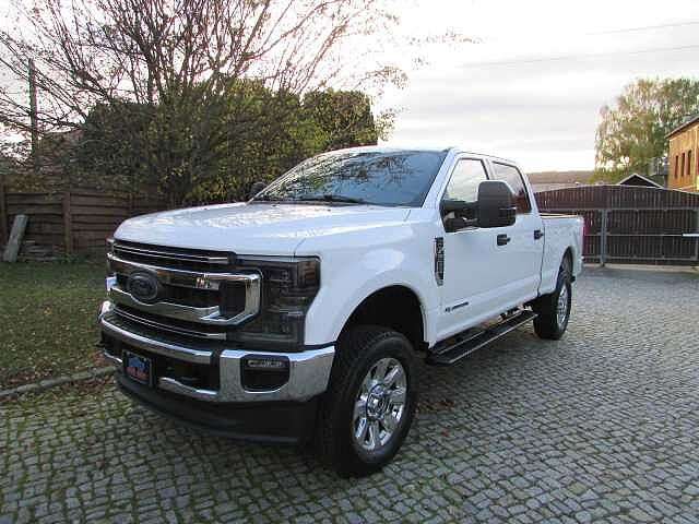 Ford F 250 90.000 km 79.990 &euro; Großfahner 99100