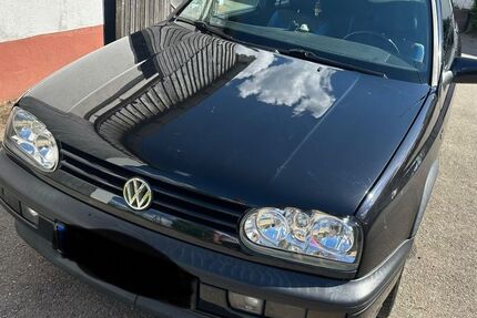 VW Golf 181.200 km 5.000 &euro; Kronburg 87758
