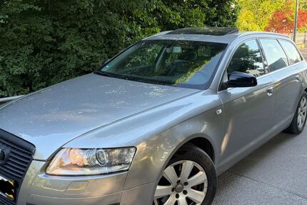 Audi A6 300.000 km 1.900 &euro; München 81475