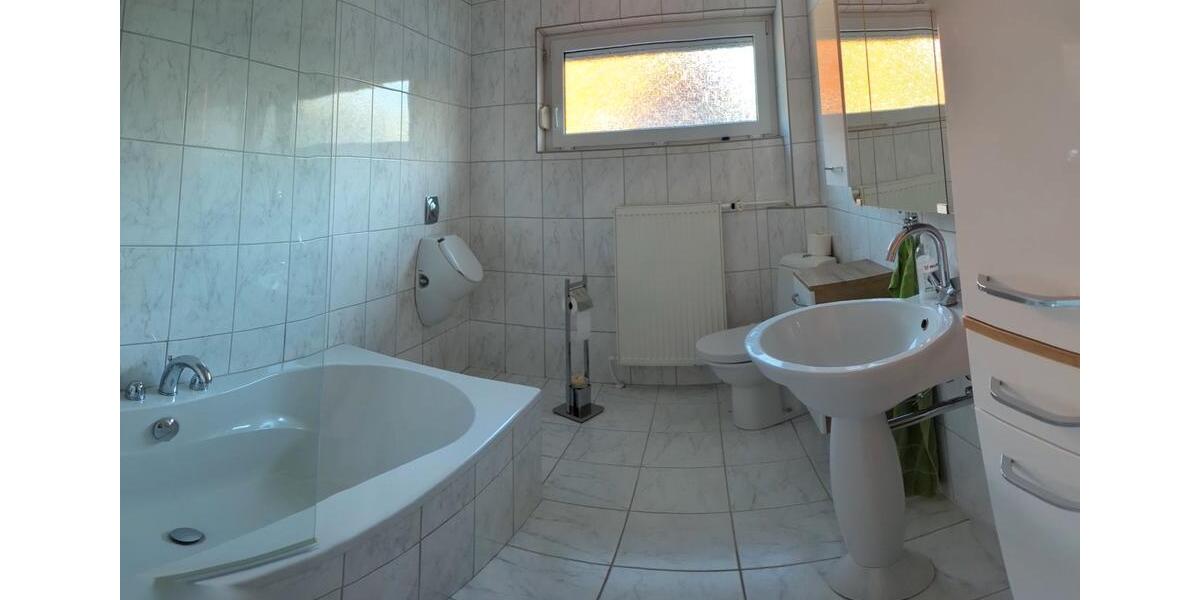 Einfamilienhaus Emden - 8 Zimmer, 162 m&sup2;, 319.000&euro; | Angebot:26325896