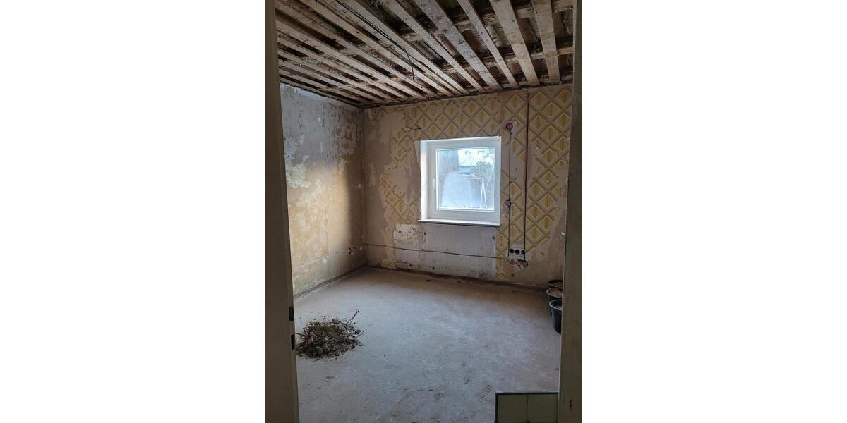 Einfamilienhaus Wennigsen (Deister) - 5 Zimmer, 116 m&sup2;, 180.000&euro; | Angebot:25978681