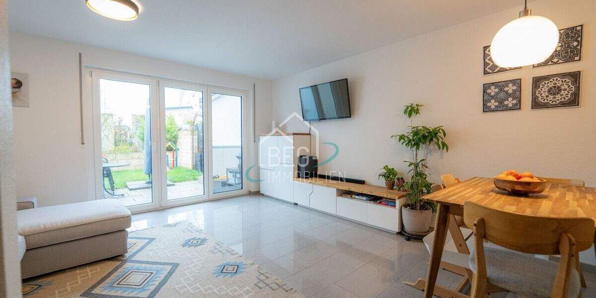 Familienfreundliches Reihenmittelhaus mit Traumgarten und Dachterrasse 5 zimmer