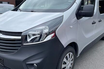 Opel Vivaro 193.554 km 15.900 &euro; Gütersloh 33335