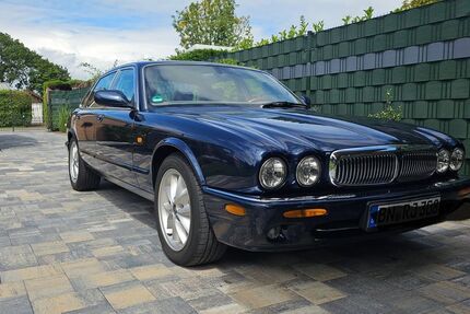 Jaguar XJ 189.000 km 13.400 &euro; BONN 53127