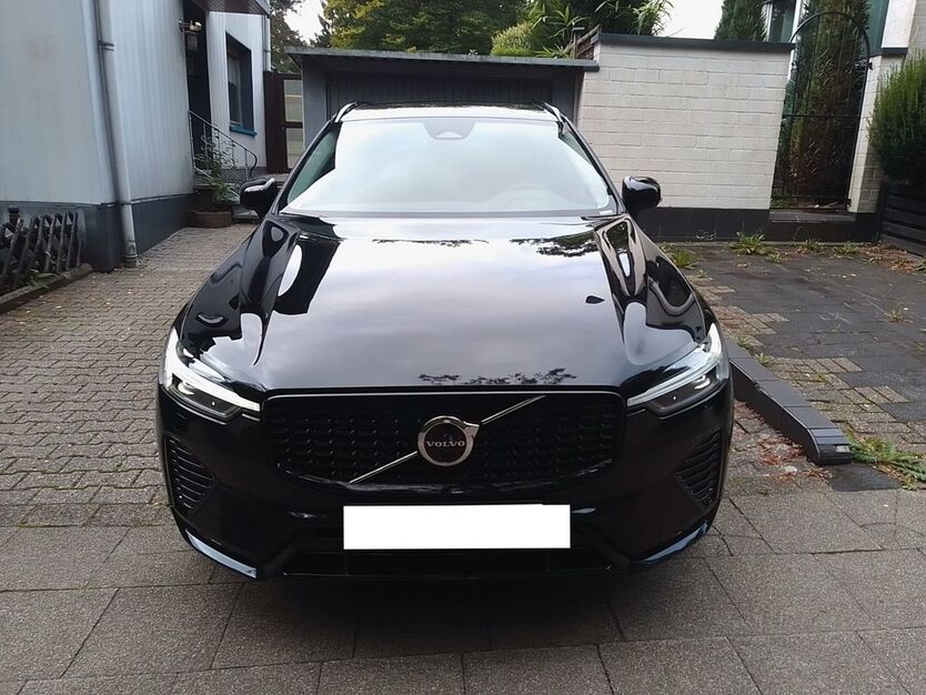 Volvo XC60 17.000 km 33.750 € Kaarst 41564