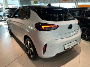 Opel Corsa GS KAM NAV SHZ LHZ CAR PLAY 8.500 km 31.975 &euro; HAAN 42781