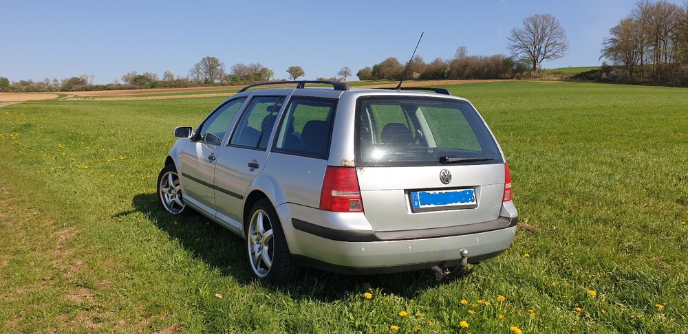 VW Golf V Variant 262.500 km 1.300 &euro; Großbettlingen 72663