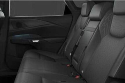 Lexus RX 450 20.000 km 86.100 € Berlin 13403