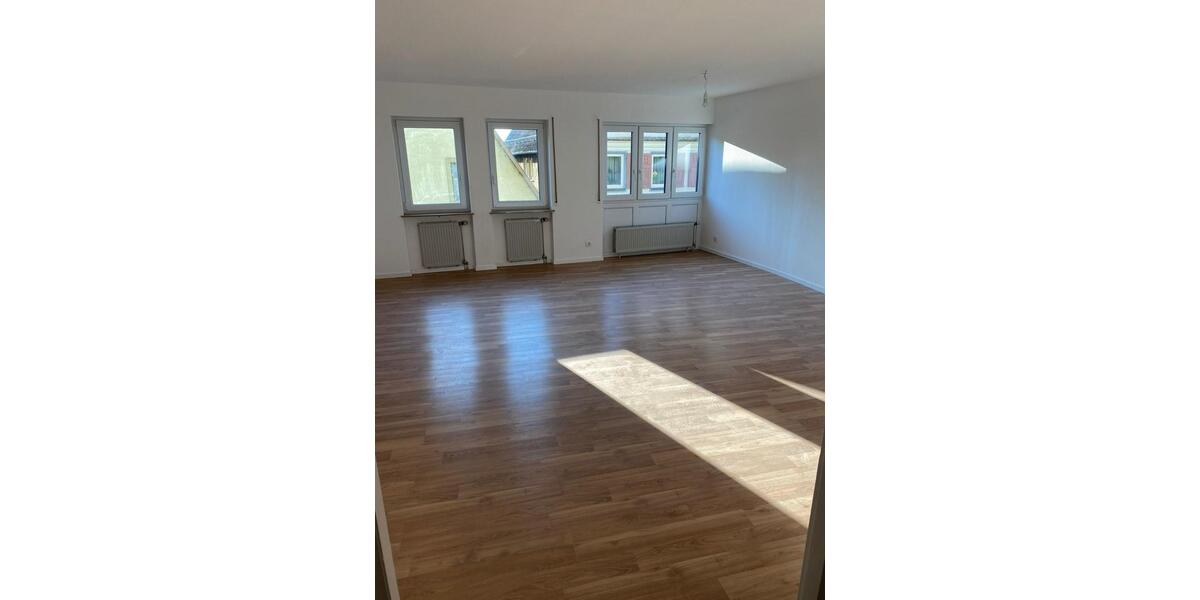 Etagenwohnung Giengen an der Brenz - 2 Zimmer, 73 m&sup2;, 650&euro; | Angebot:25283847