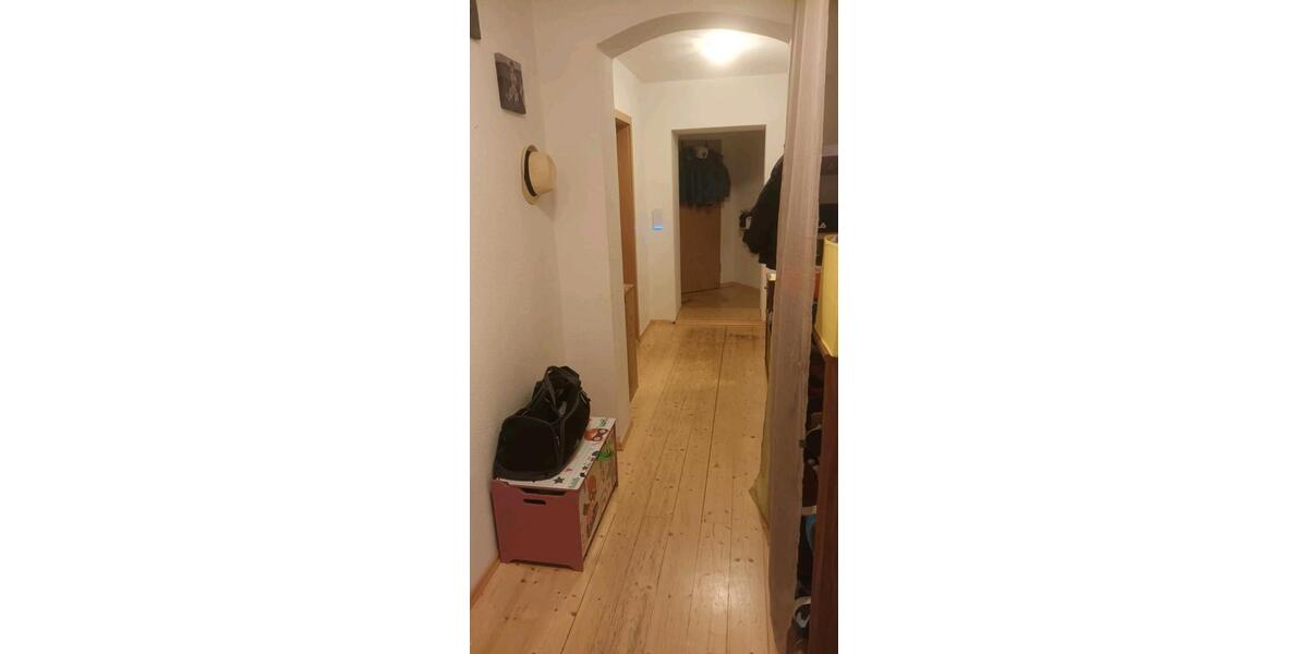 Etagenwohnung Borsdorf - 3 Zimmer, 87 m&sup2;, 984&euro; | Angebot:24663665