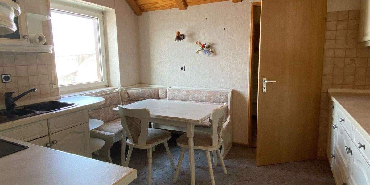 Mehrfamilienhaus, Wohnhaus Langenzenn - 8 Zimmer, 194 m&sup2;, 679.000&euro; | Angebot:25797925