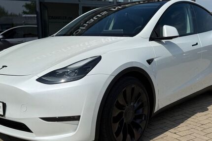 Tesla Model Y 94.943 km 32.940 &euro; Syke 28857