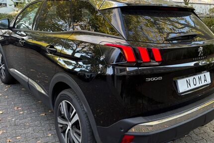 Peugeot 3008 180.648 km 13.804 € Frankfurt am Main 60389