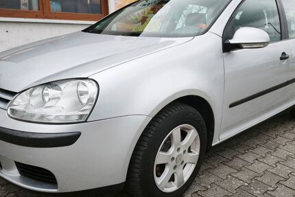 VW Golf 150.000 km 3.980 &euro; Nastätten 56355