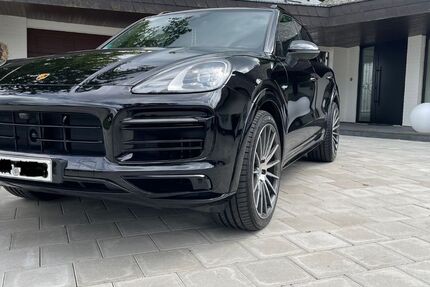 Porsche Cayenne 29.900 km 75.490 &euro; Menden 58710