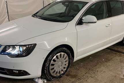 Skoda Superb 228.395 km 6.450 &euro; Herges-Hallenberg 98587