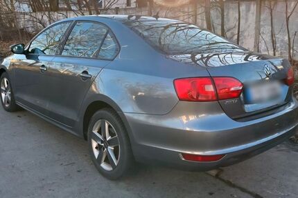 VW Jetta 198.000 km 3.800 € Erfurt 99099
