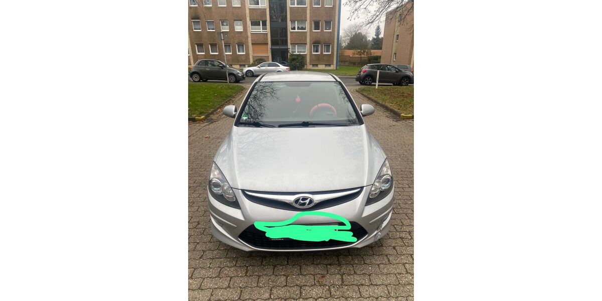 Hyundai i30 157.213 km 4.800 &euro; Mönchengladbach 41236