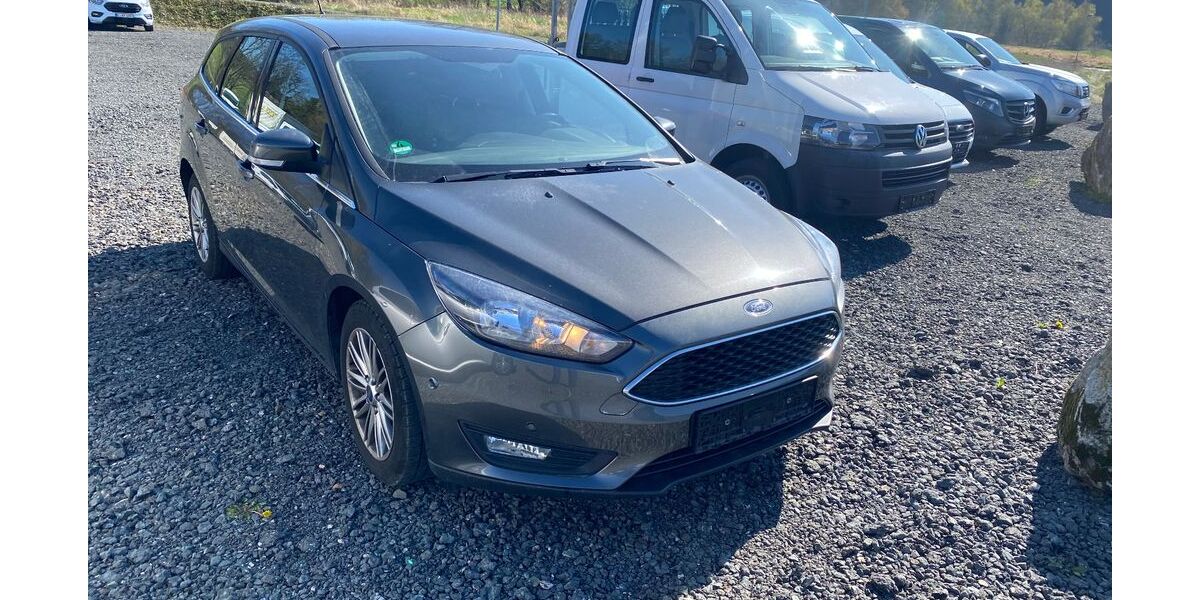 Ford Focus 129.970 km 3.990 &euro; Trieb 08239