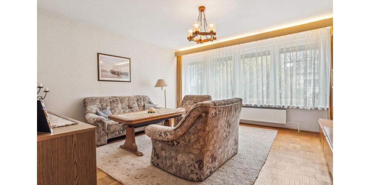 Erdgeschoßwohnung Wemding - 4 Zimmer, 100 m&sup2;, 1.100&euro; | Angebot:26233578